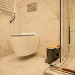 Apartment Calypso 3 Bedroom By Midas Project