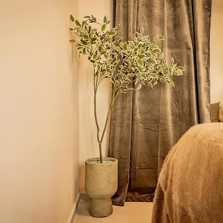 Calypso 3 Bedroom By Midas Project Apartament Salonic